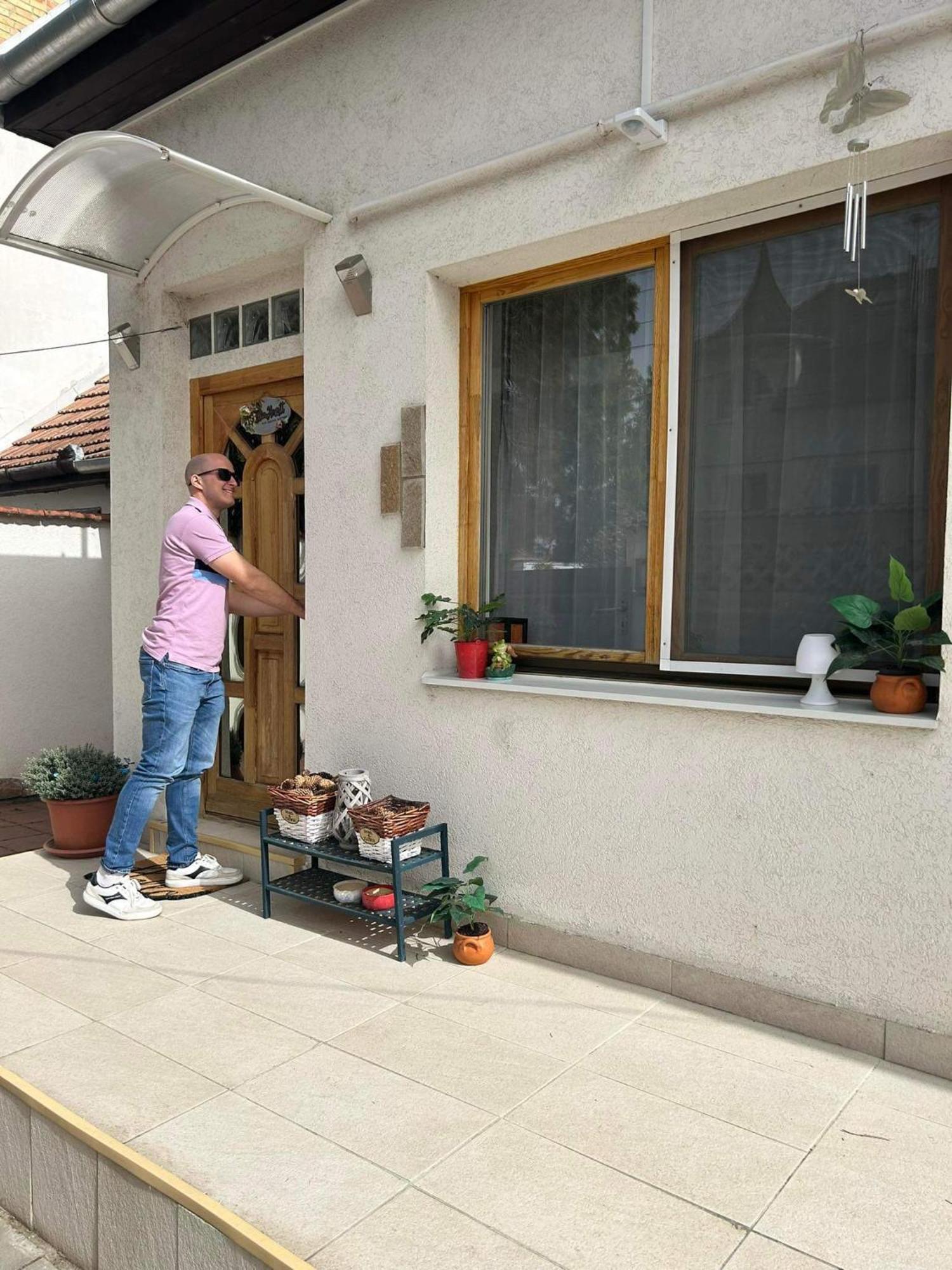 Tavaszpart Vendeghaz Daire Segedin Dış mekan fotoğraf