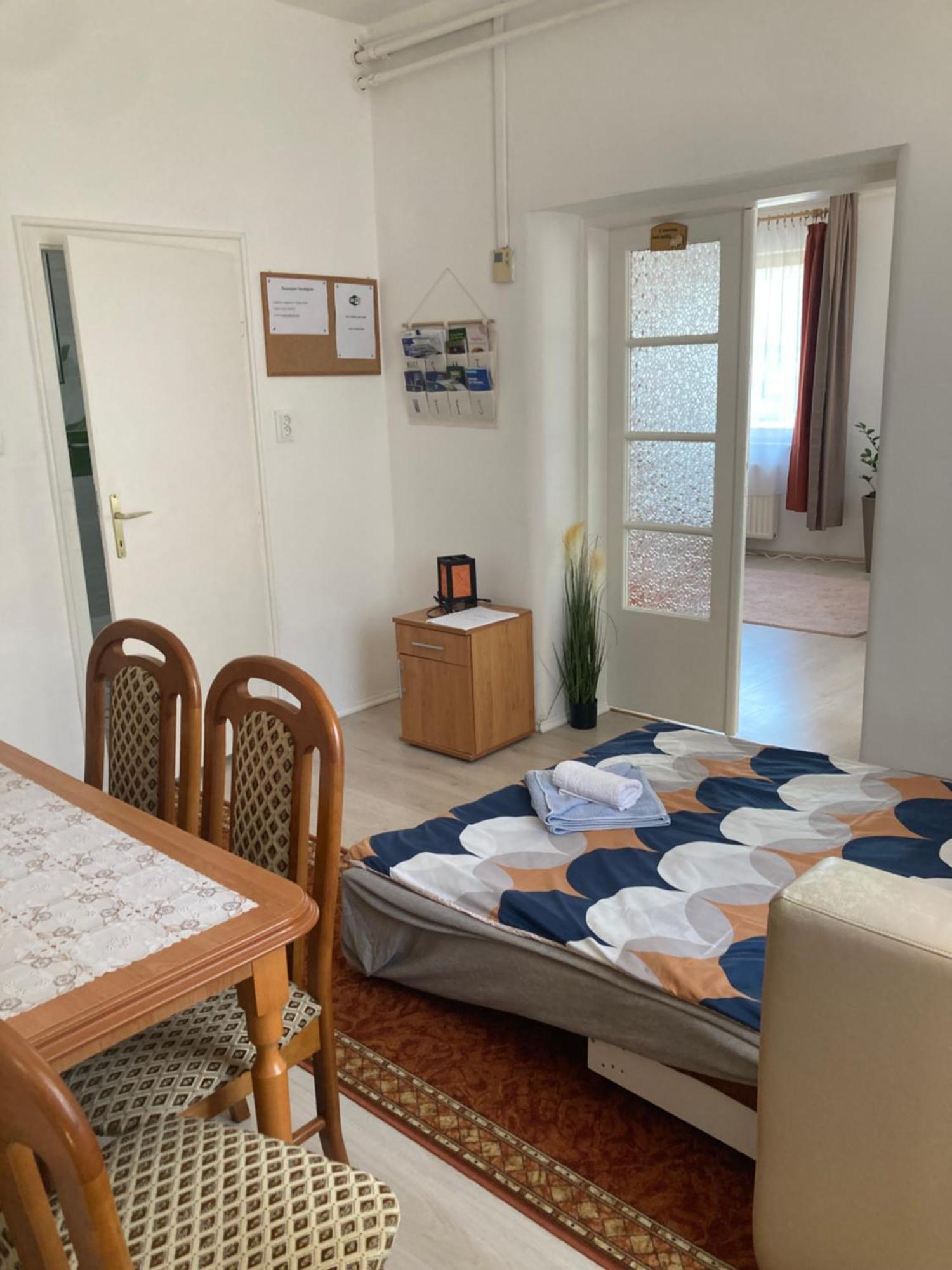 Tavaszpart Vendeghaz Daire Segedin Dış mekan fotoğraf